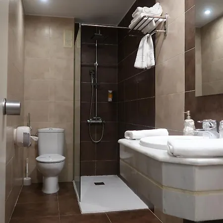Plaza Ξενοδοχείο 3*