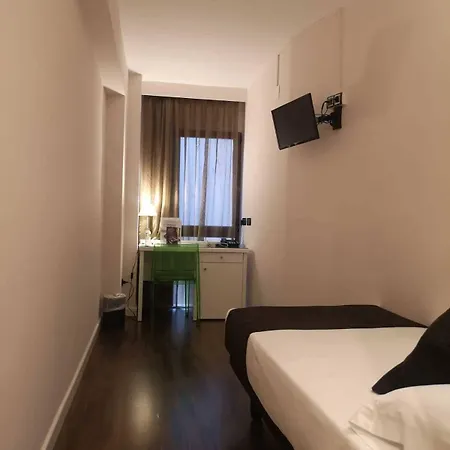Plaza Hotel 3*