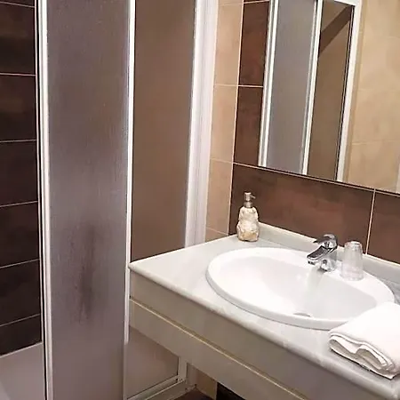 Plaza Hotel 3*
